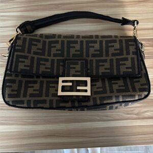 Fendi baguette